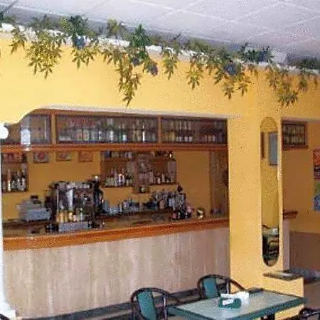 Hotel Juncos 2*
