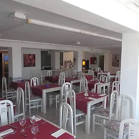 Juncos Hotel
