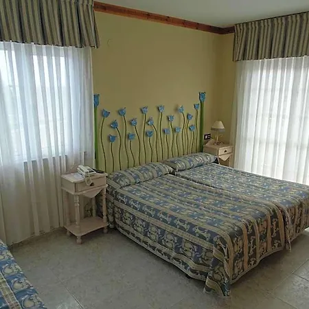 Hotel Juncos Noja